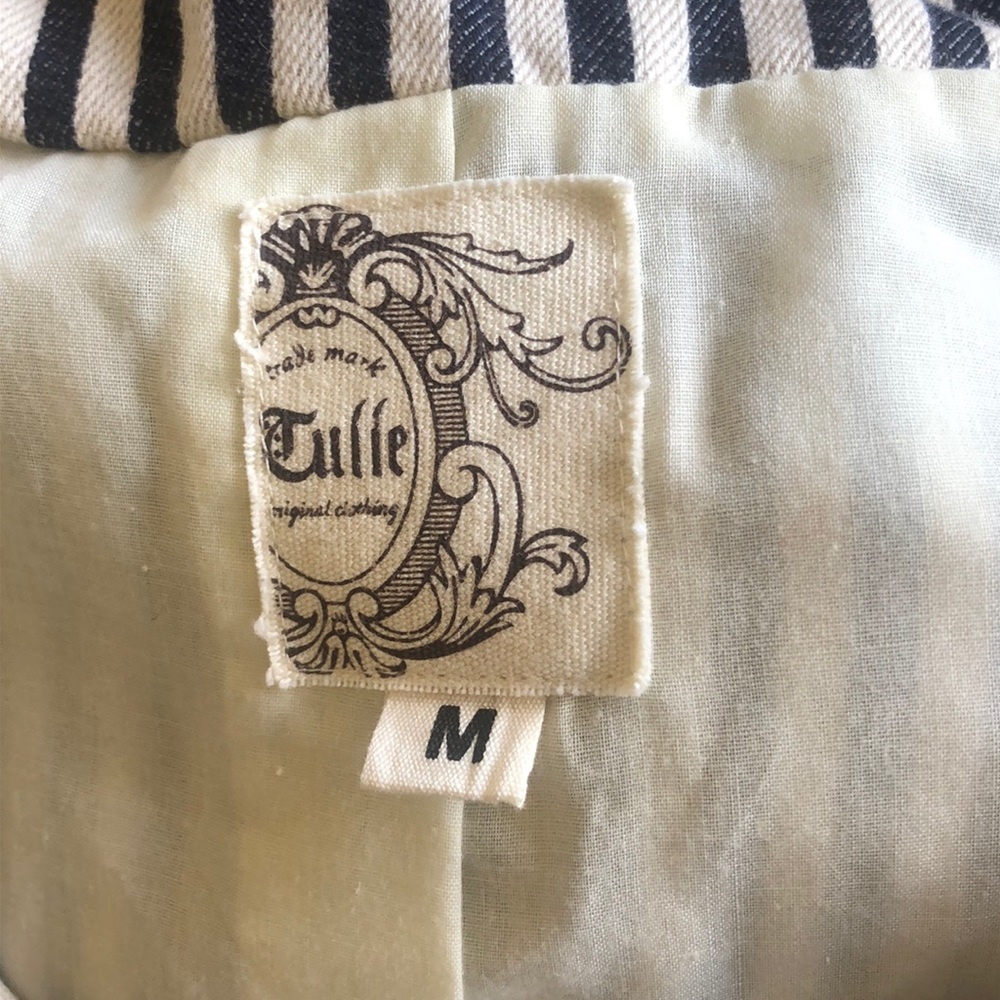 Jacket - Picture 3 of 6